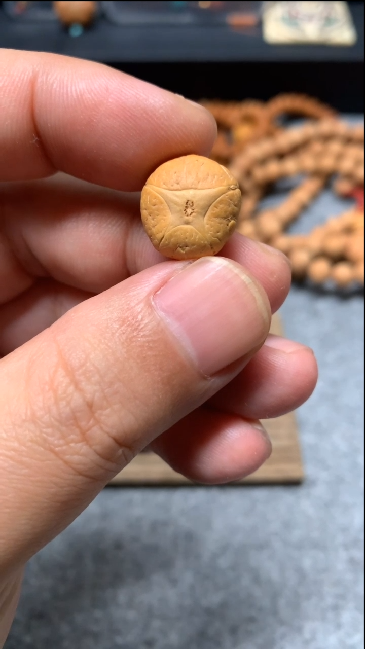 吊坠凤眼菩提14mm二茬龙