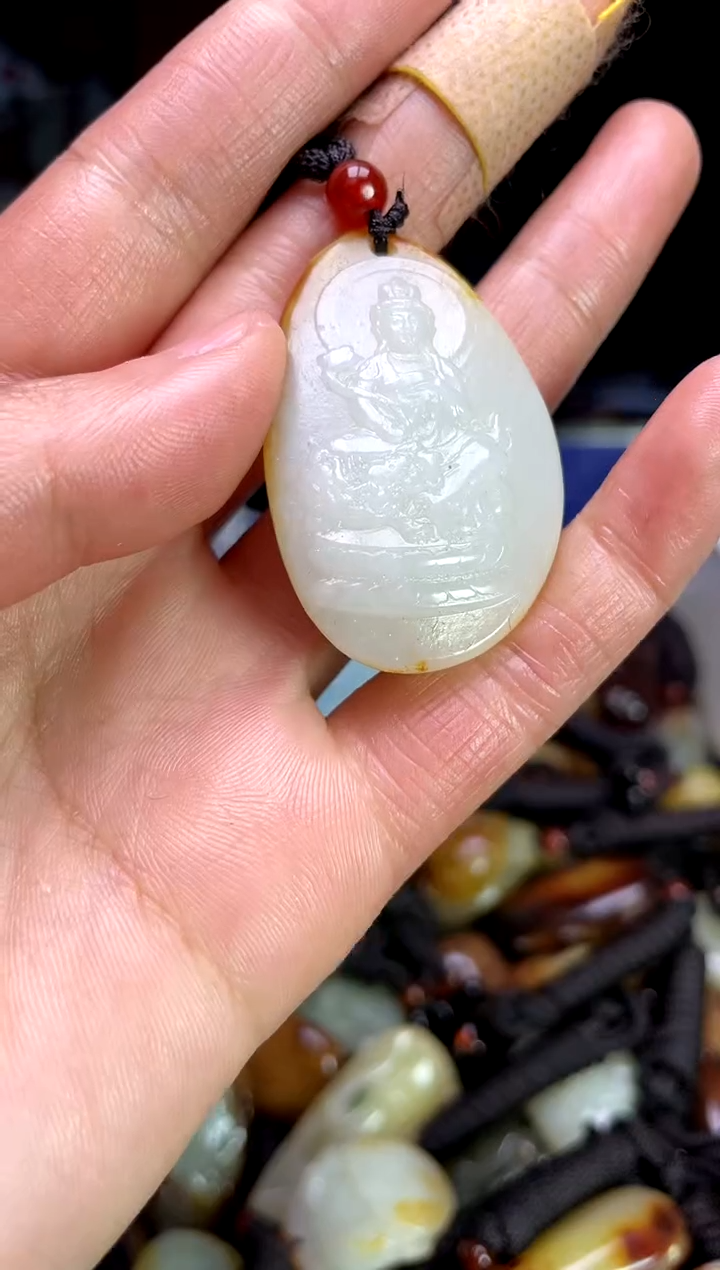 【闪购商品】和田玉颈饰未镶嵌1