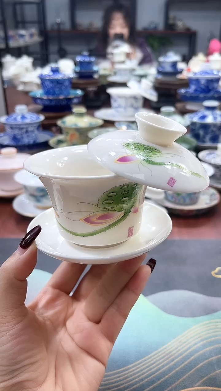 【闪购商品】小号莲藕悬停盖碗