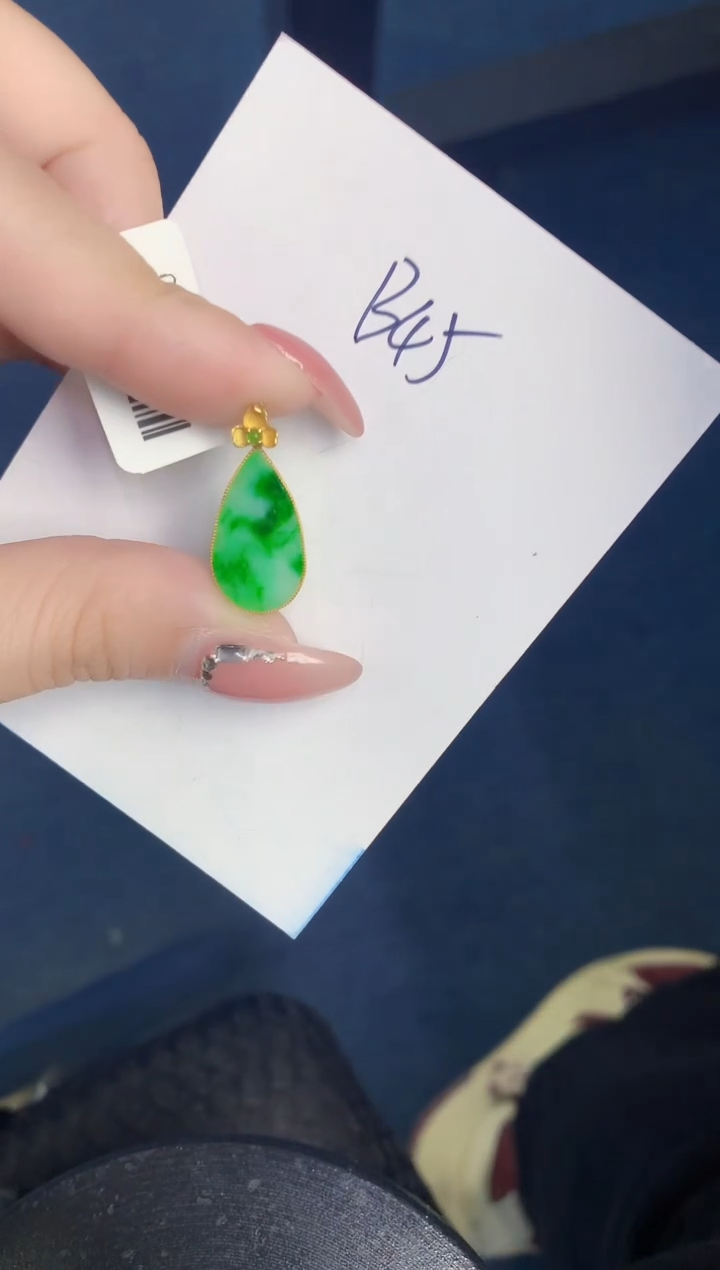 【闪购商品】翡翠颈饰18K金镶嵌000000000