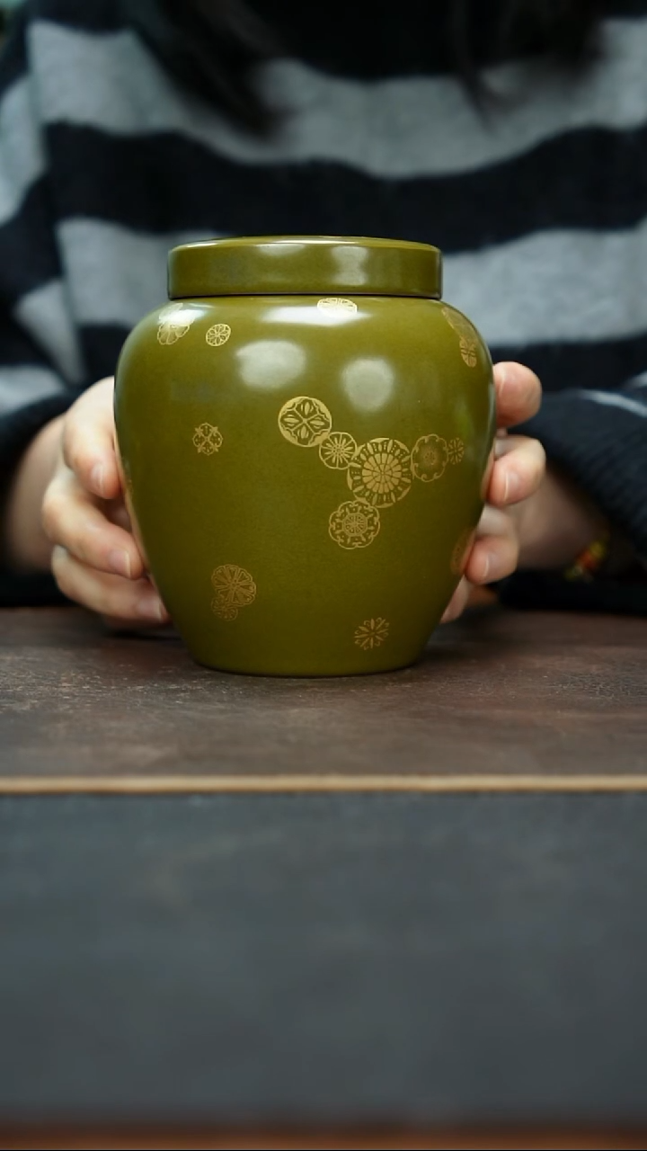 杯景德镇茶叶末皮球花茶叶罐