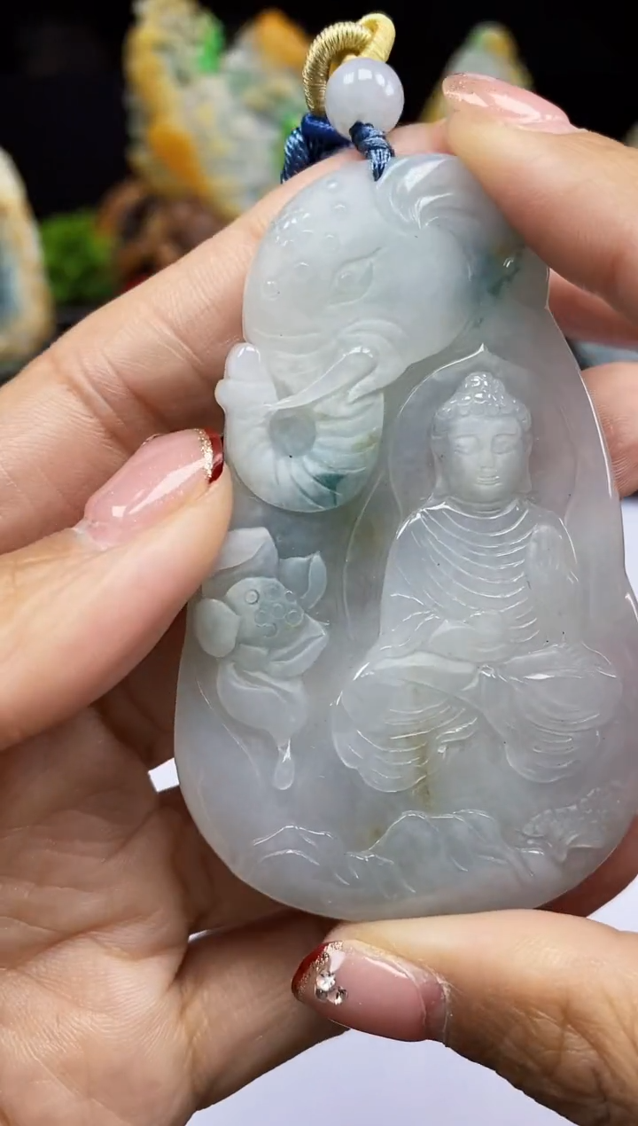 【闪购商品】翡翠颈饰未镶嵌翡翠A货