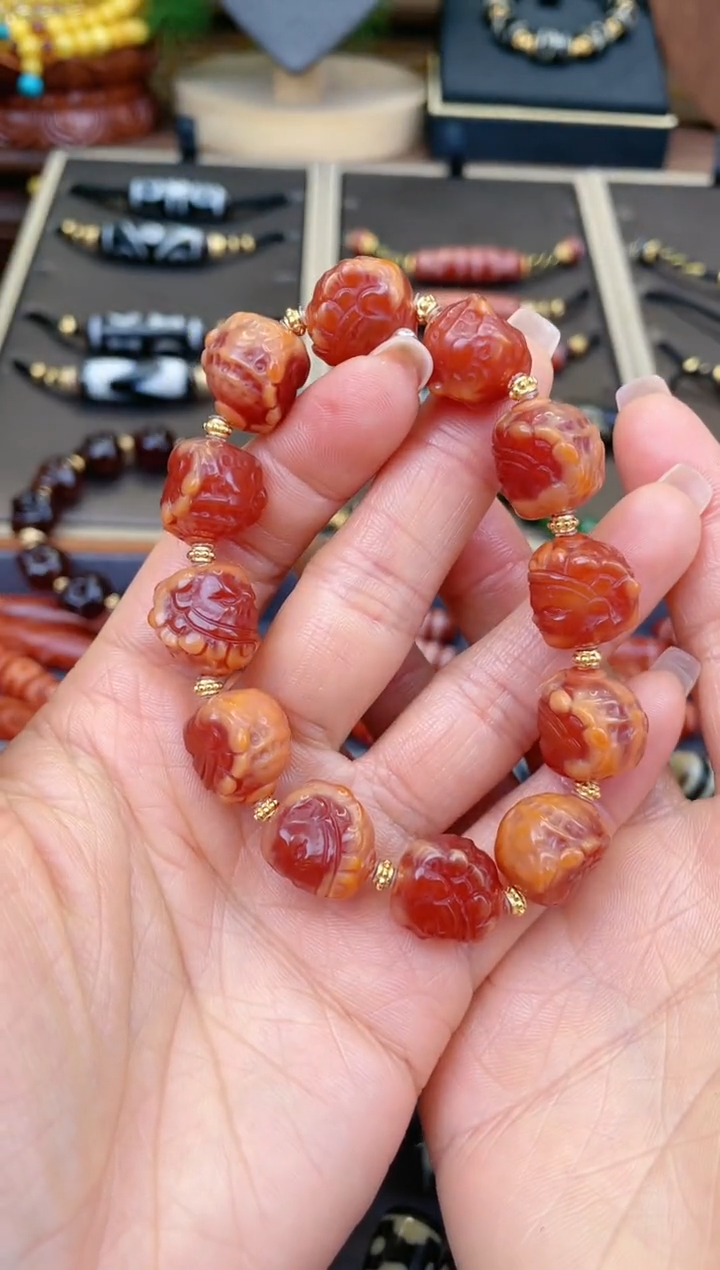 【闪购商品】玛瑙/玉髓手链未镶嵌精品红肉黄CC手链