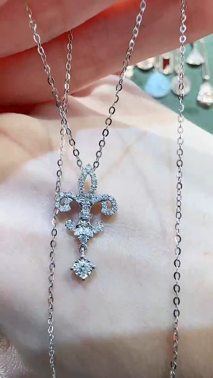 【闪购商品】钻石套链18K金镶嵌18K金钻石套链