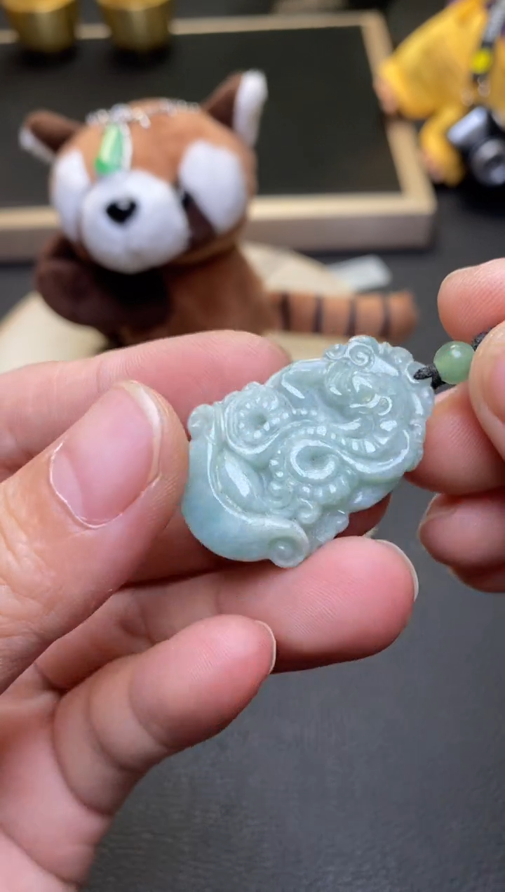 翡翠未镶嵌颈饰净货38992