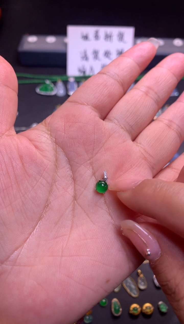 【闪购商品】翡翠吊坠(不含链)银S925镶嵌1