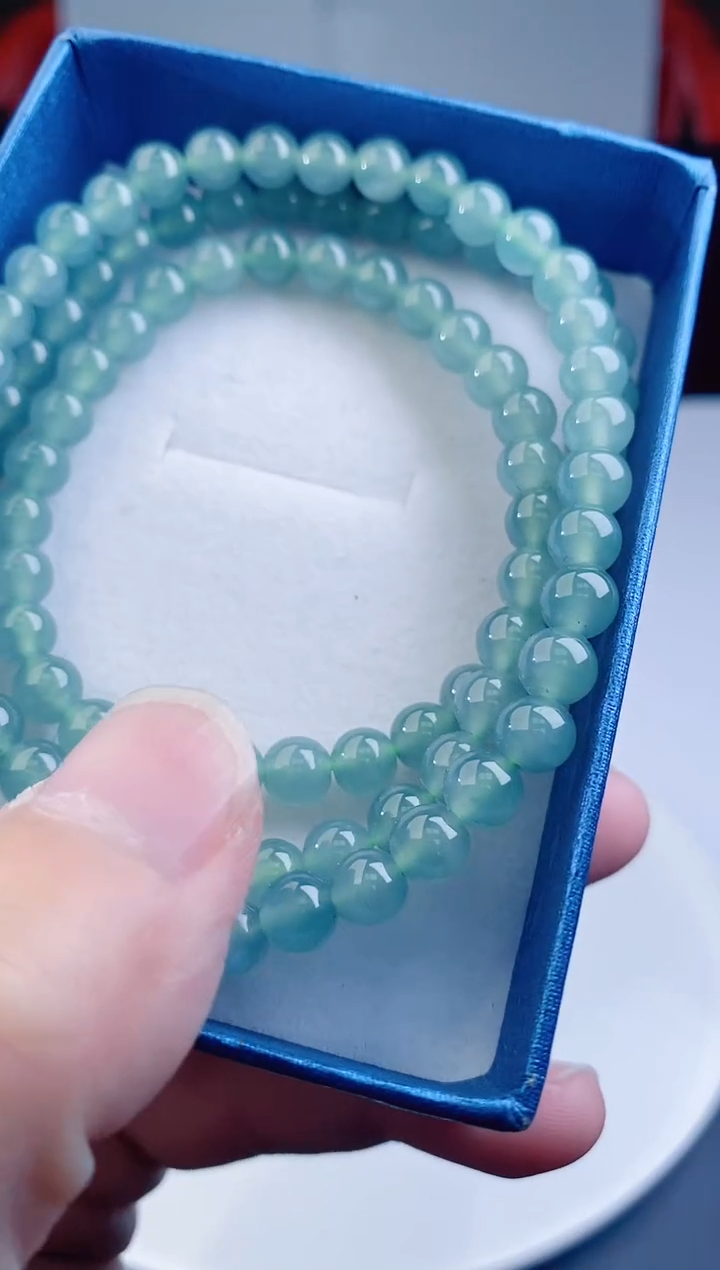 颈饰未镶嵌翡翠·