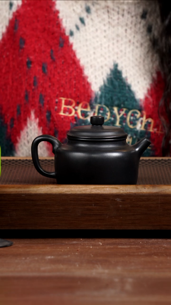 【闪购商品】紫砂茶壶四号井底槽青焐灰德钟280CC