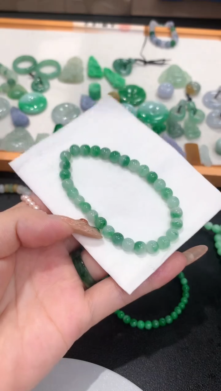 定制翡翠未镶嵌翡翠