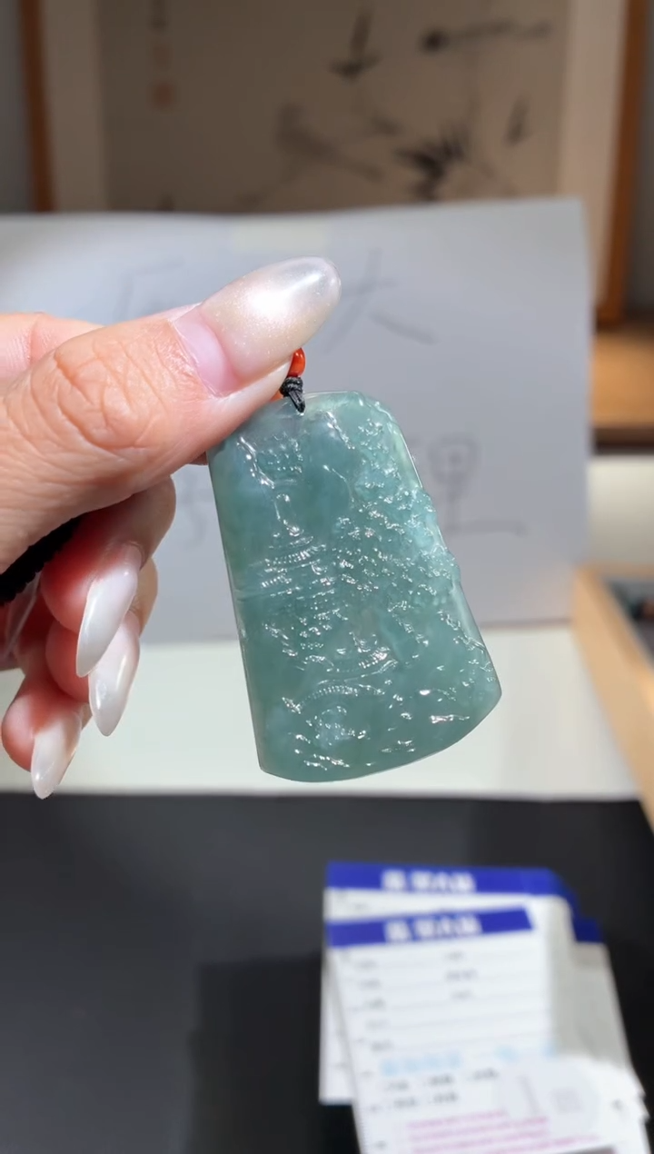 吊坠(不含链)未镶嵌翡翠山水牌