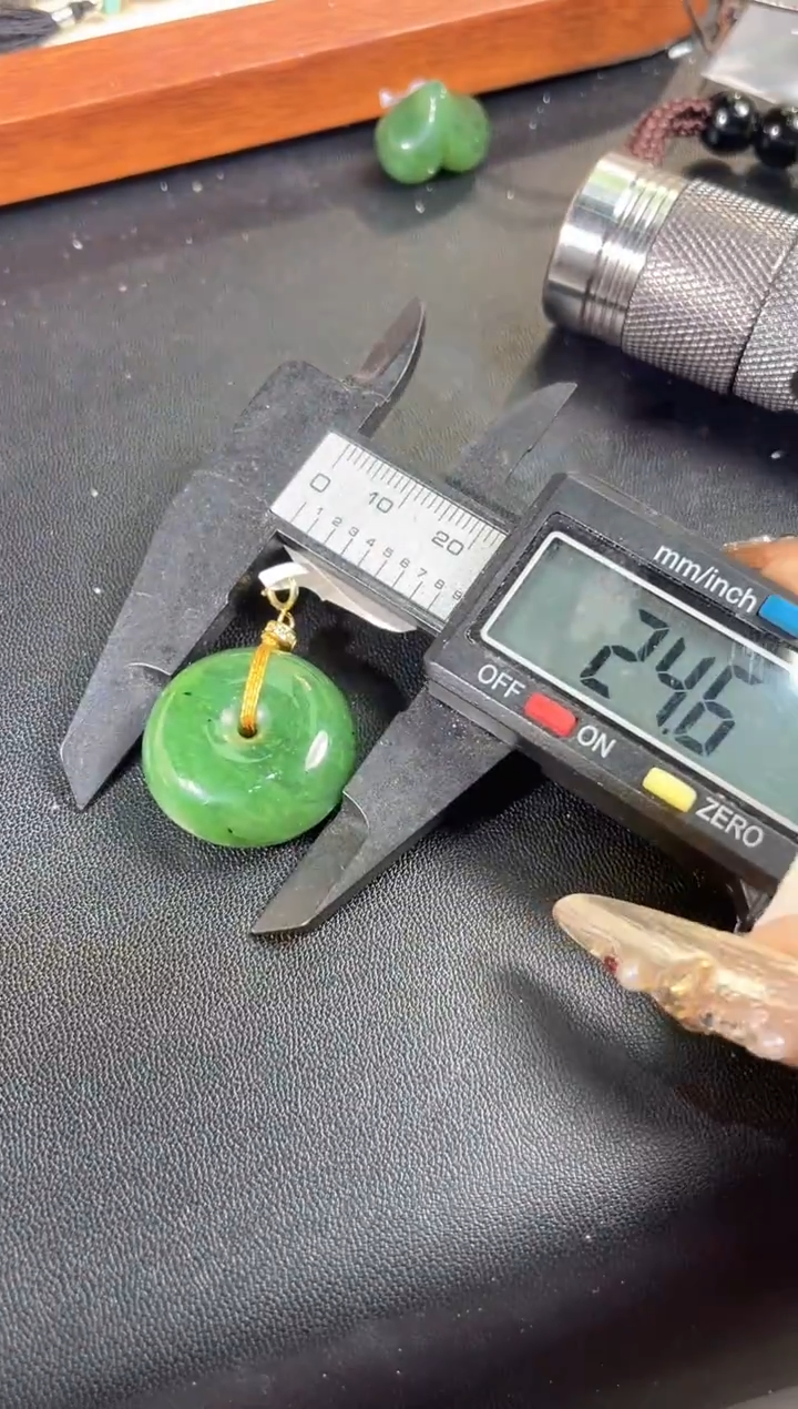 吊坠(不含链)银S925镶嵌和田玉多样性发其一孤品默认微瑕