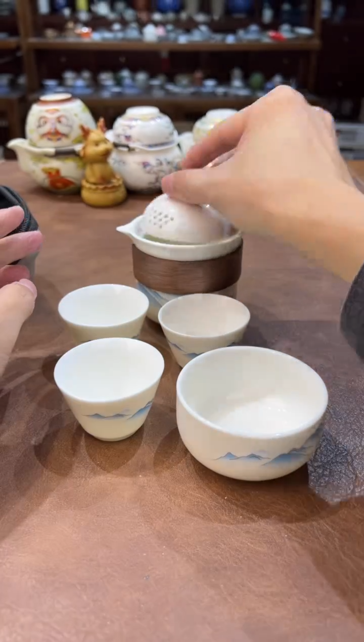 真的很便宜超好看会开片的旅行茶具