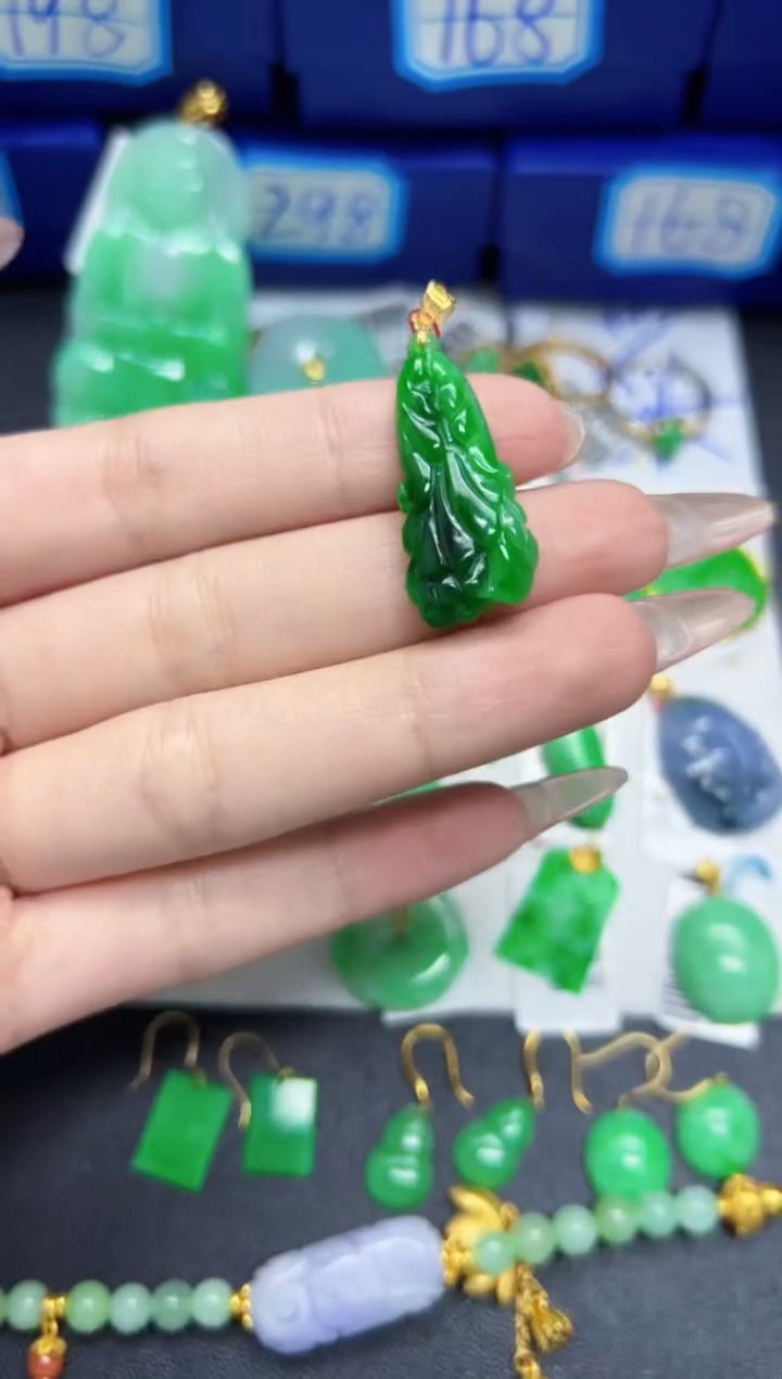 【闪购商品】翡翠颈饰18K金镶嵌Y缅料A货/支持复检/一件