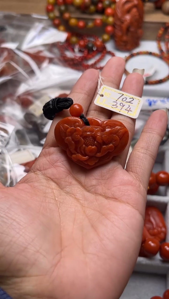 【闪购商品】南红玛瑙珠宝奇石未镶嵌702