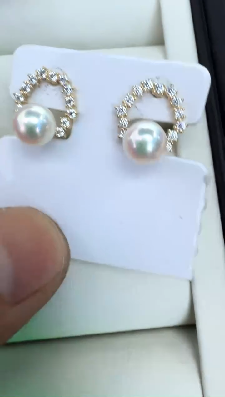 【闪购商品】海水珍珠耳饰银S925镶嵌耳钉