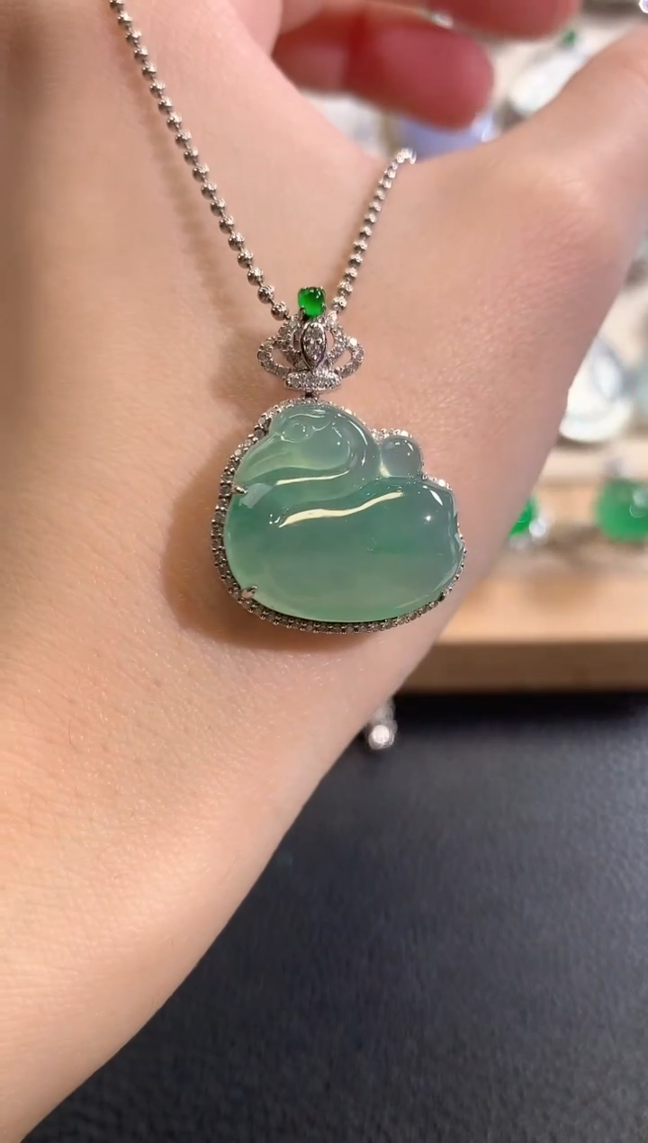 吊坠(不含链)18K金镶嵌翡翠冬日珠宝W44