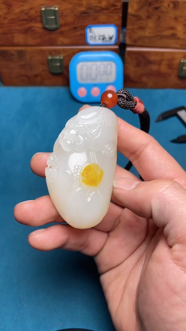 【闪购商品】和田玉把件未镶嵌和田玉