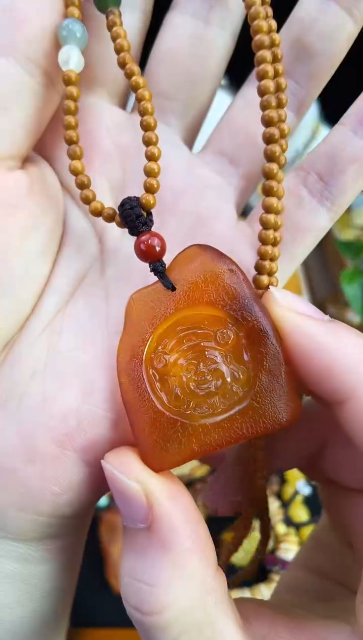 琥珀未镶嵌珠宝奇石柒月