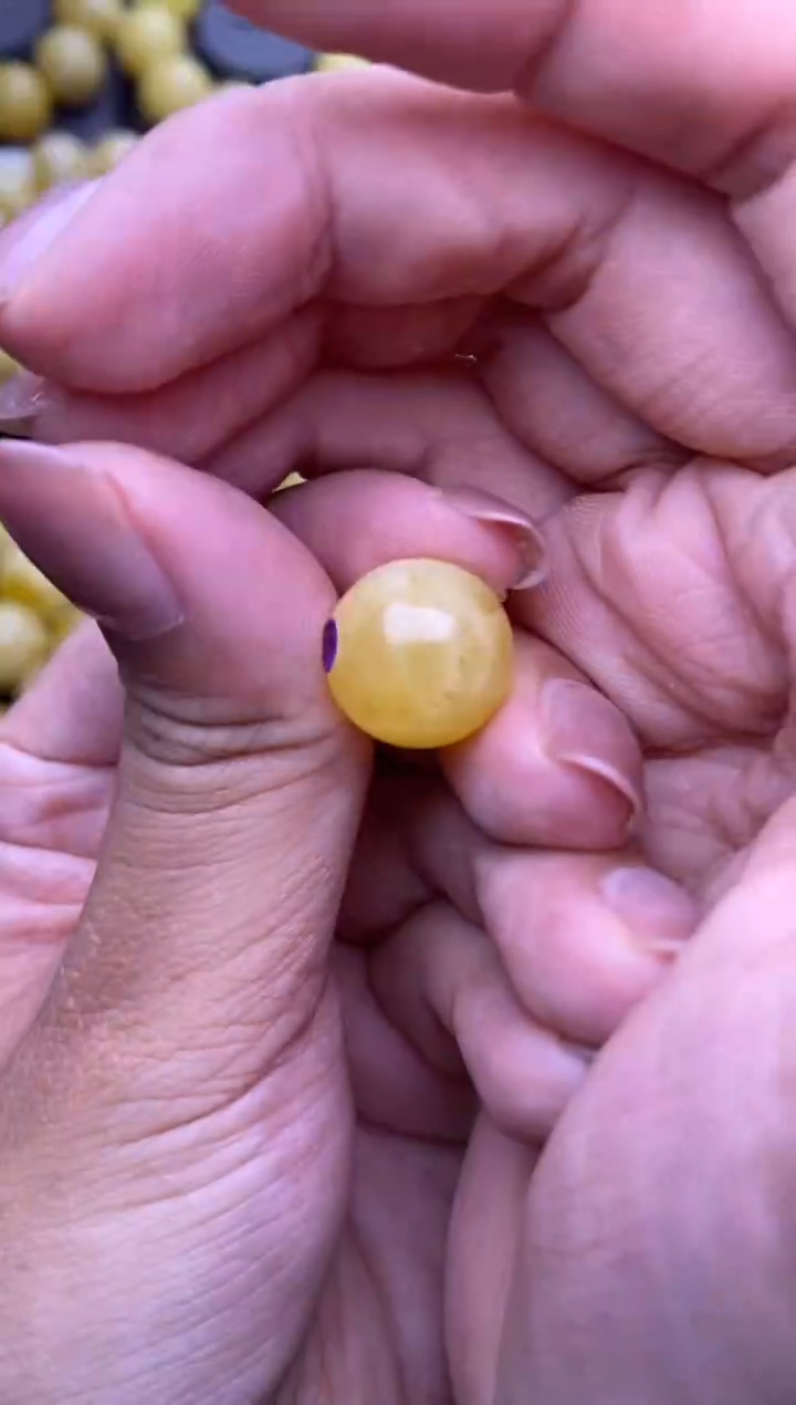 裸石琥珀未镶嵌大小姐珠宝44