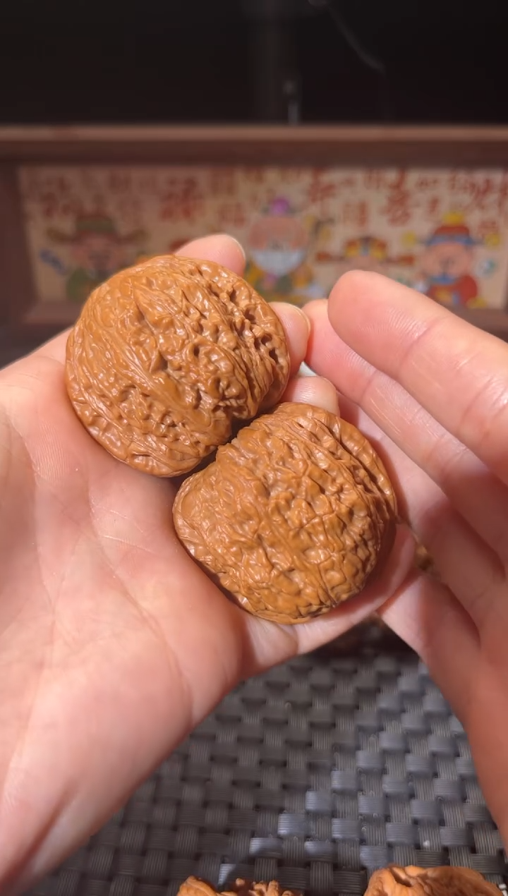 把件文玩核桃绣球40