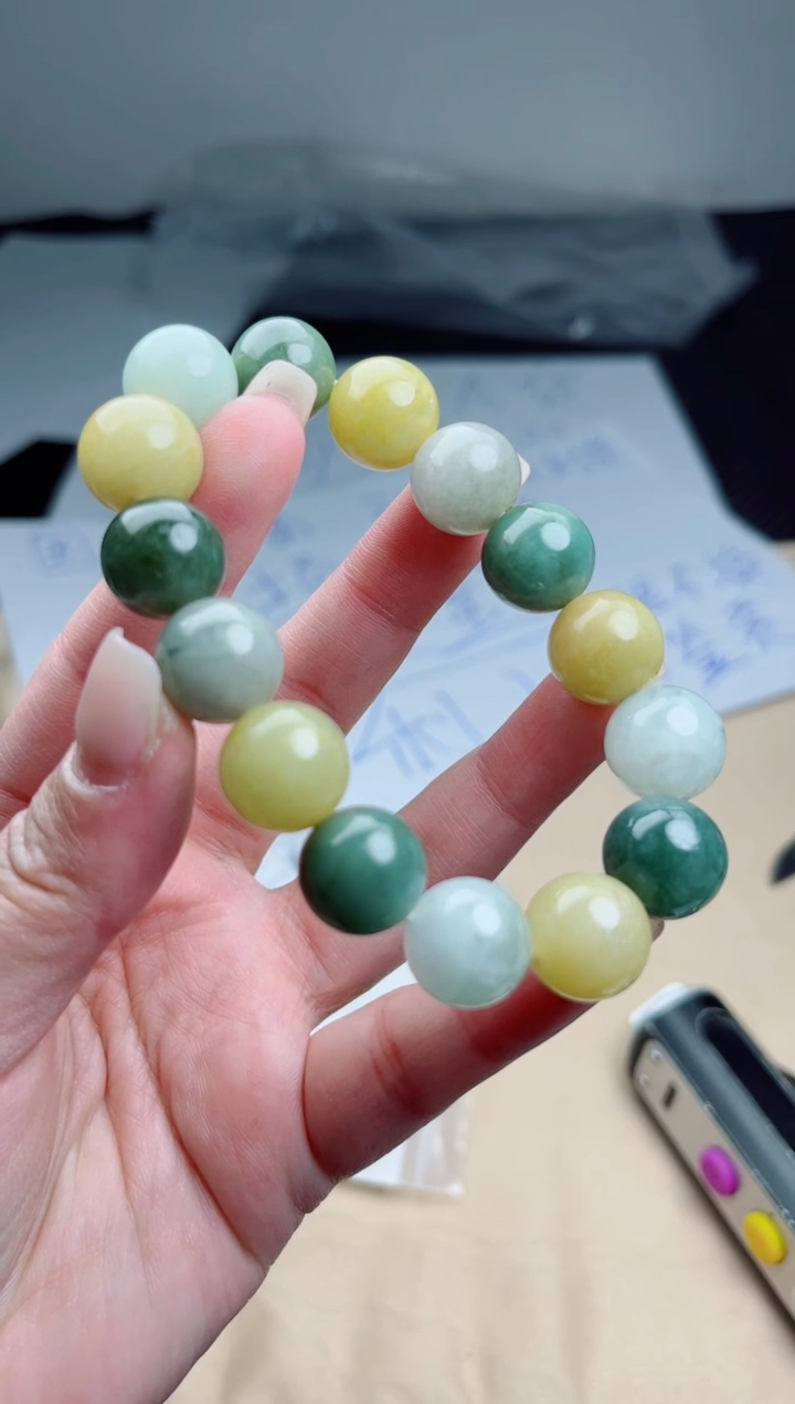 翡翠未镶嵌颈饰珠串