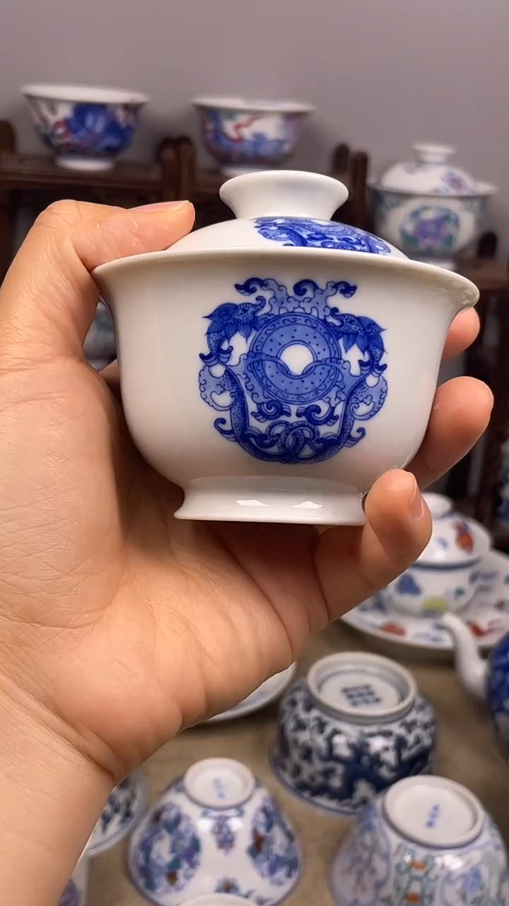 摆件景德镇手工手绘陶瓷