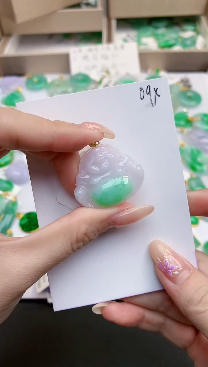 颈饰18K金镶嵌翡翠天然缅甸A货翡翠