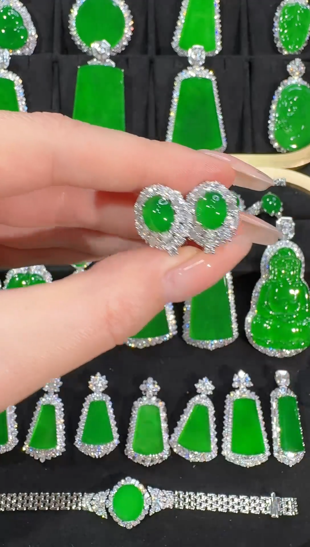 翡翠18K金镶嵌耳饰耳包天然A货翡翠