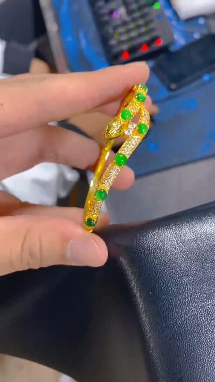 【闪购商品】翡翠手镯未镶嵌0413847474多样性发一