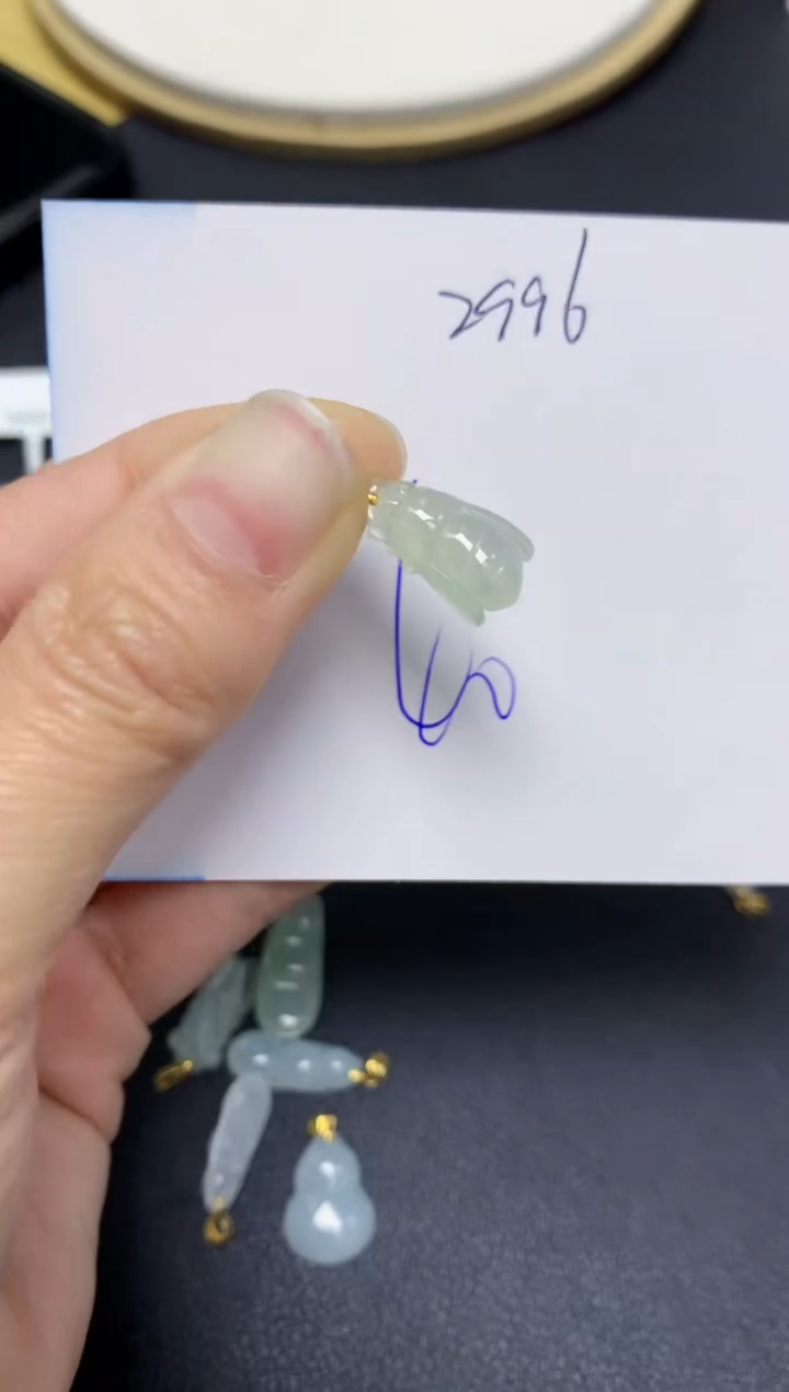 【闪购商品】翡翠颈饰18K金镶嵌 天然翡翠A货