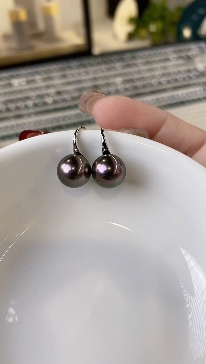 【闪购商品】海水珍珠耳饰18K金镶嵌9-10大溪地黑珍珠耳饰