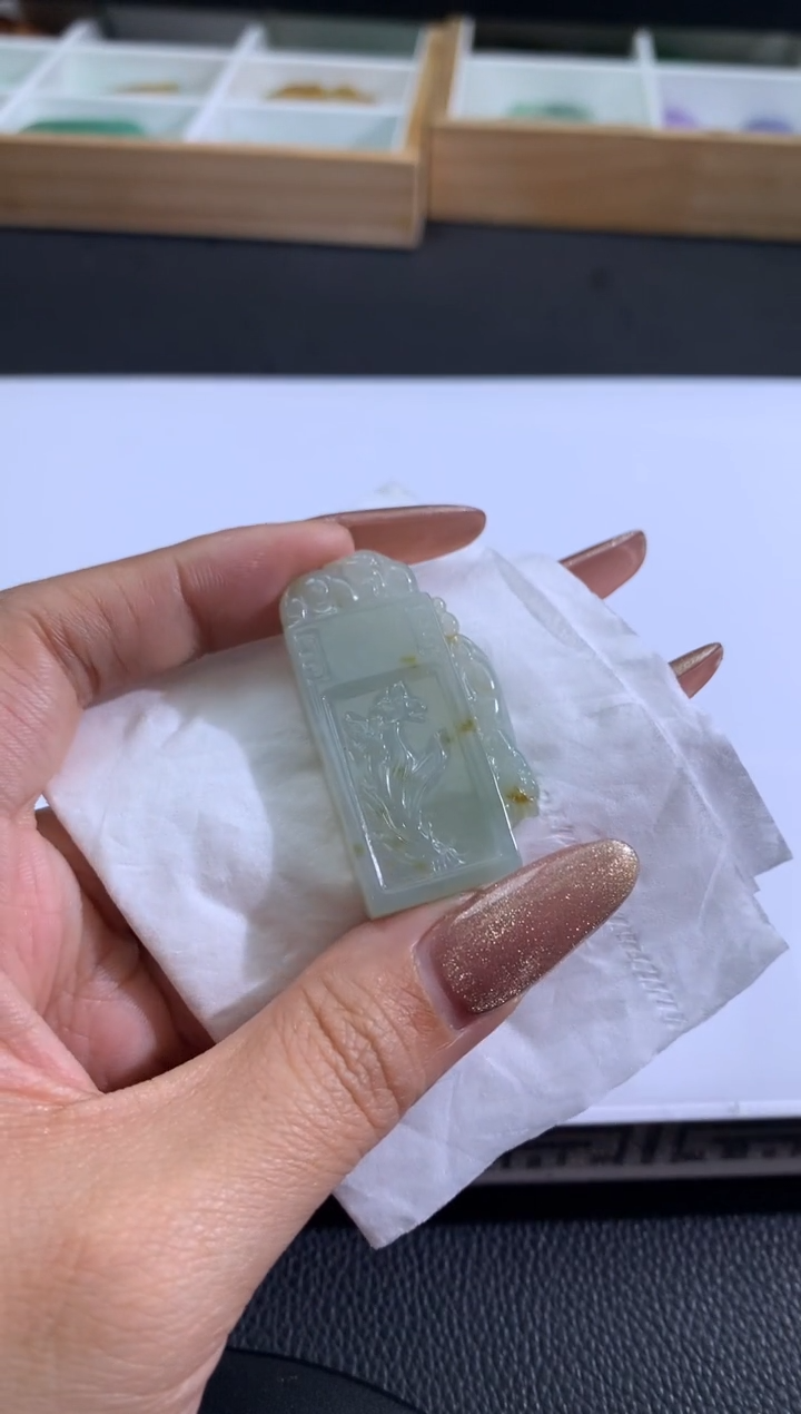 【闪购商品】定制翡翠未镶嵌翡翠