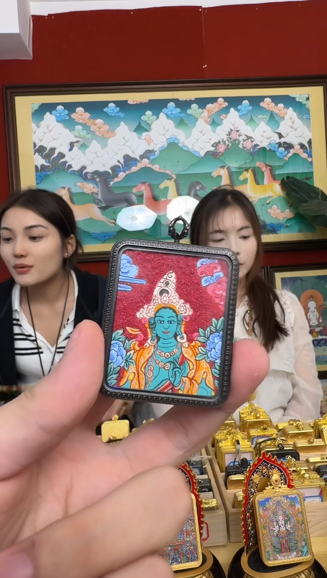 吊坠绿妈妈-热贡纯手绘