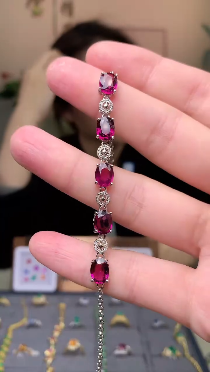 【闪购商品】石榴石手链银S925镶嵌手链