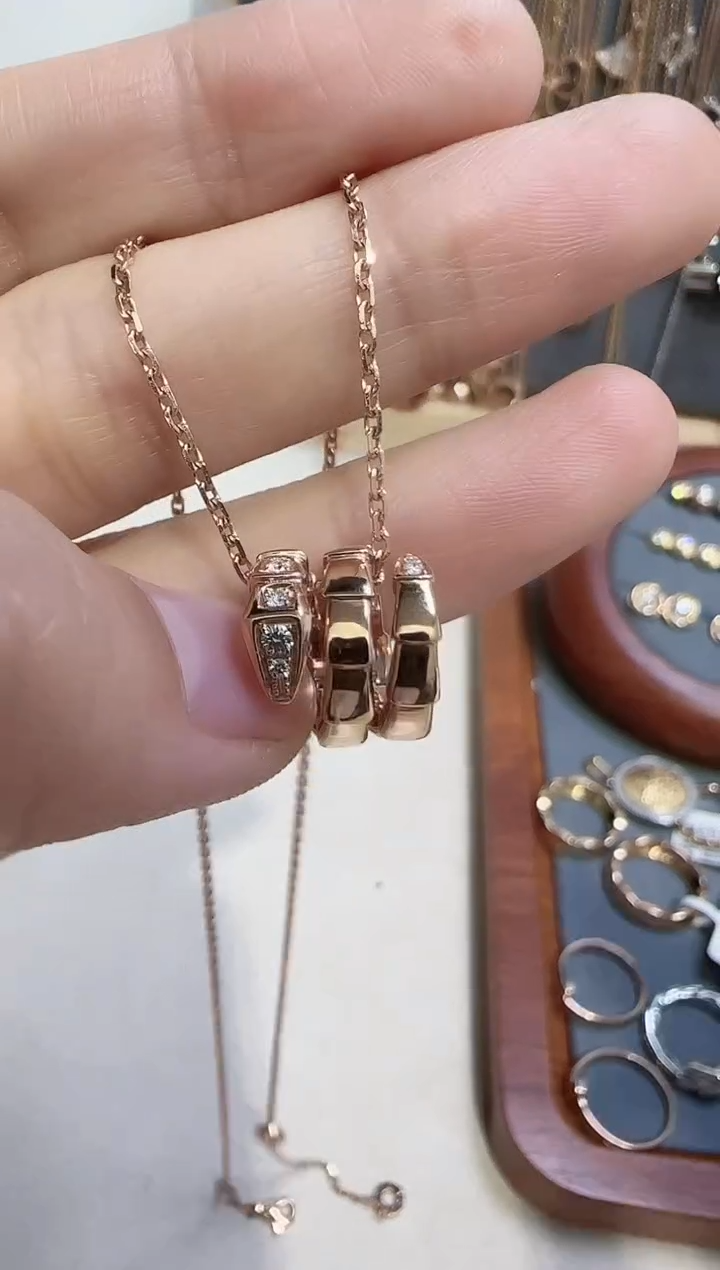 【闪购商品】天然钻石套链18K金镶嵌多样性发货发其一