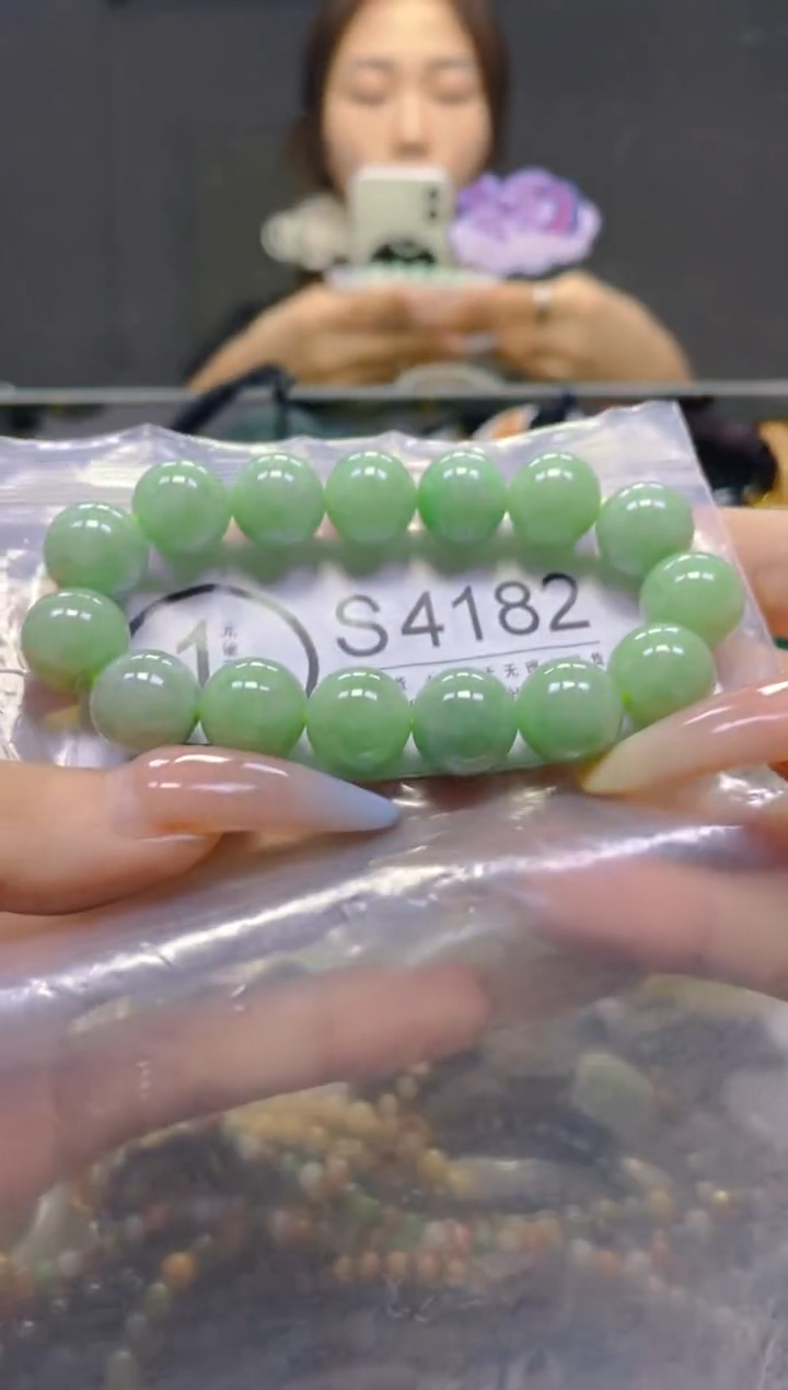 翡翠未镶嵌颈饰12MM/S/翡翠A货，一件也是批发价