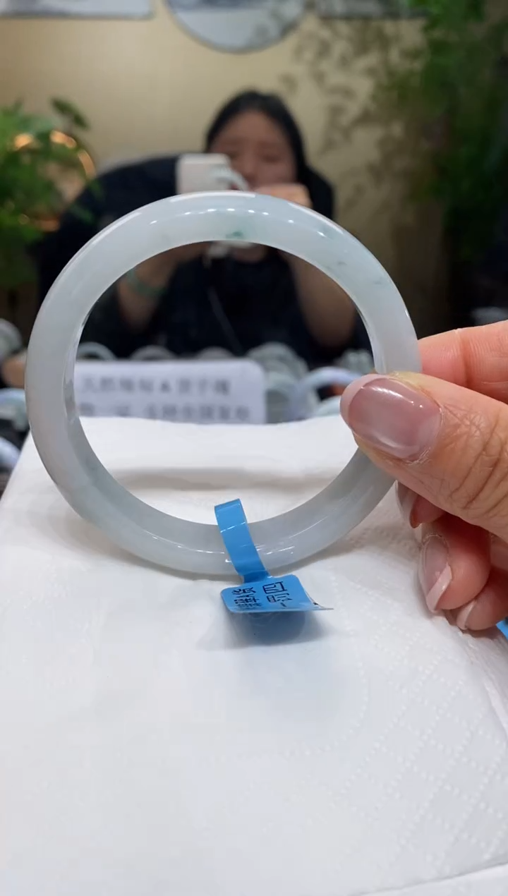 【闪购商品】翡翠手镯未镶嵌翡翠手镯