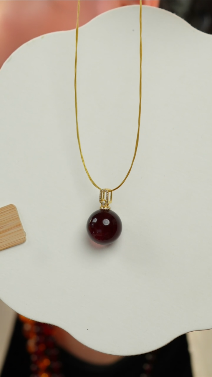【闪购商品】血珀颈饰未镶嵌22+血珀大单珠吊坠