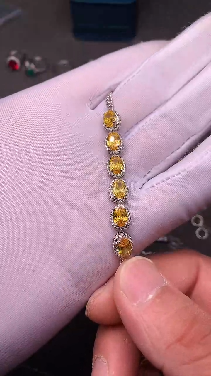 【闪购商品】彩色蓝宝石手链银S925镶嵌.....