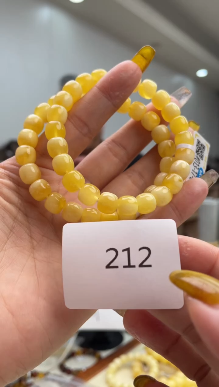 【闪购商品】琥珀裸石未镶嵌212多样性发其中一件