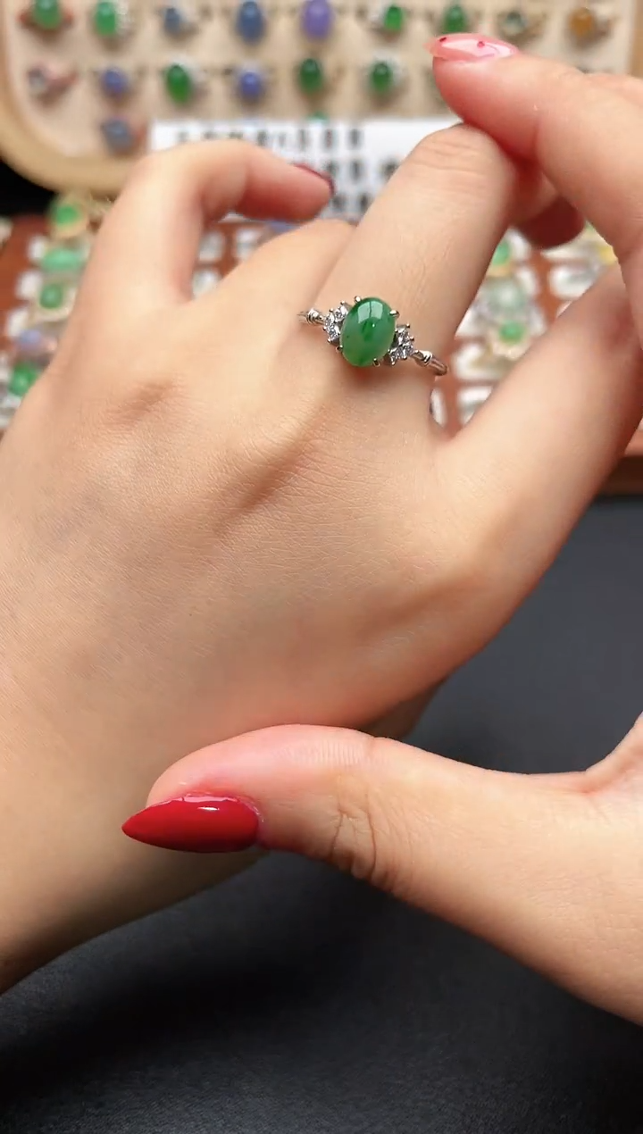 银S925镶嵌戒指翡翠一物一证一礼盒