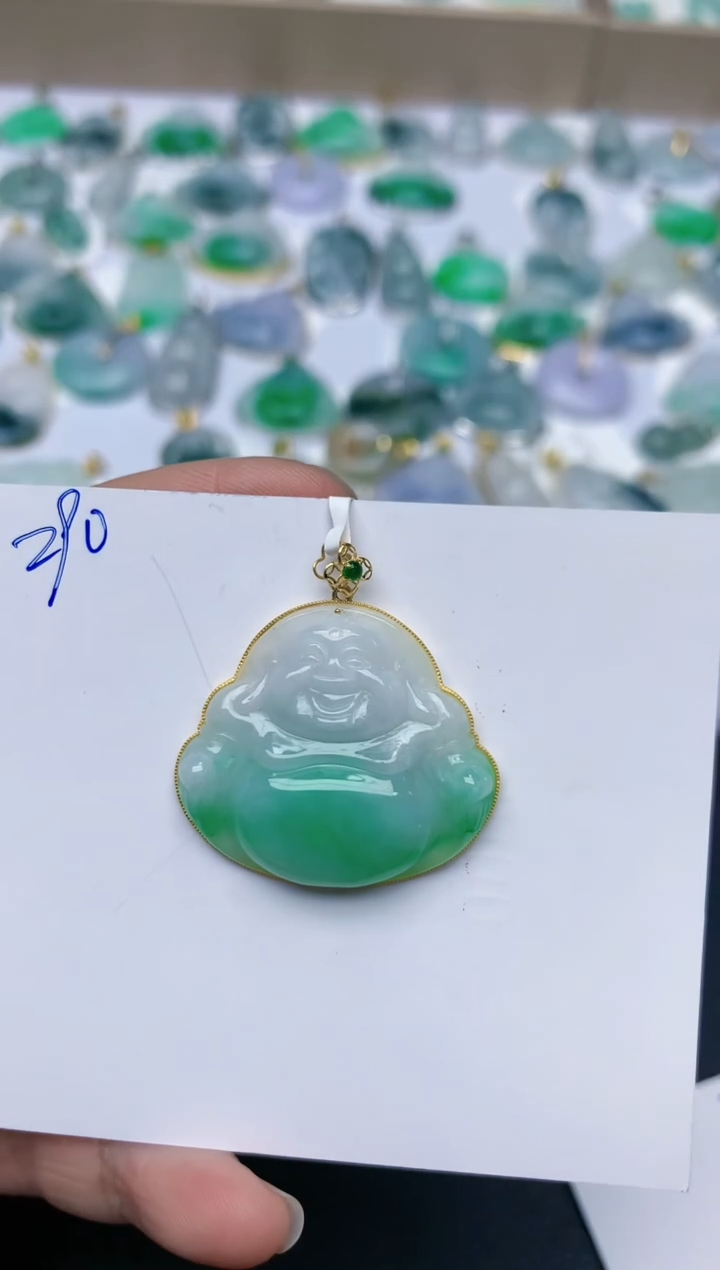 【闪购商品】翡翠颈饰18K金镶嵌天然翡翠A货    