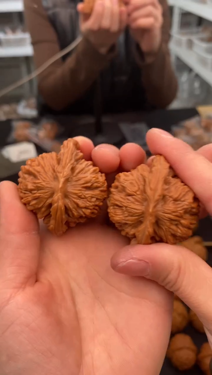 【闪购商品】文玩核桃把件汉高楼44-t399