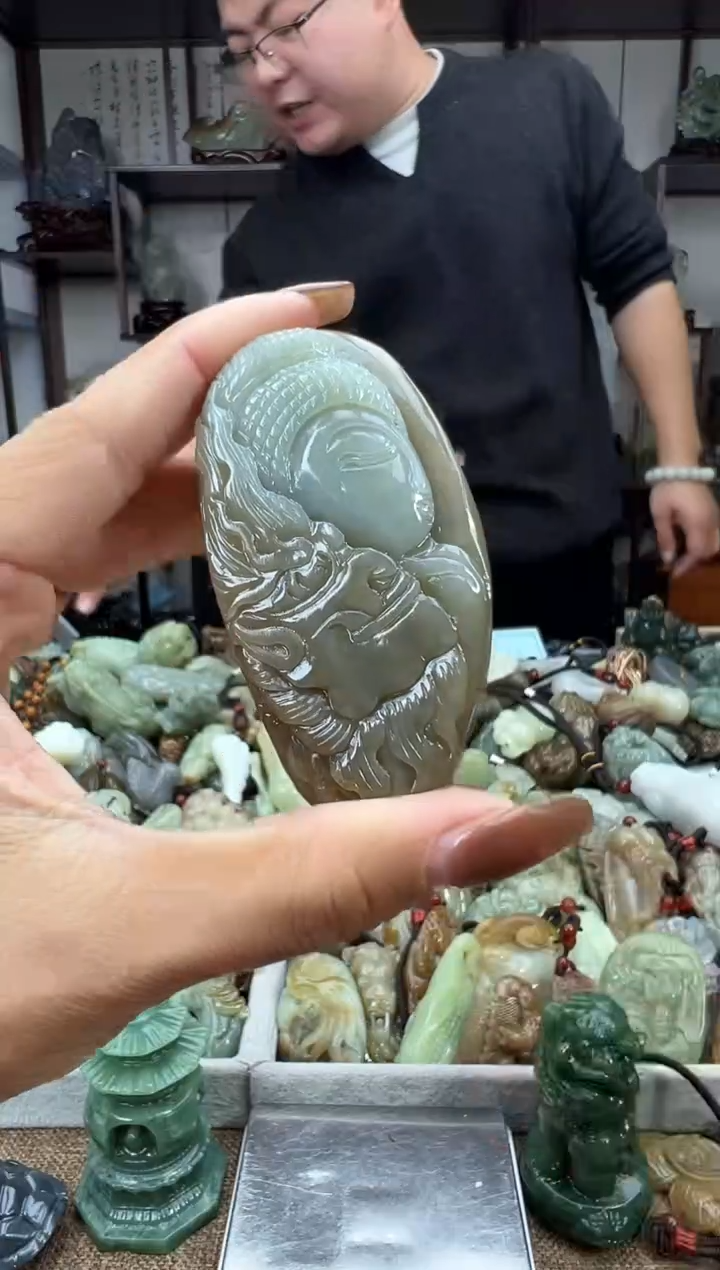 未镶嵌和田玉把件1