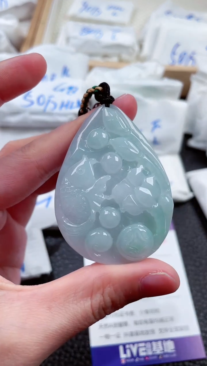 【闪购商品】翡翠颈饰未镶嵌00001656