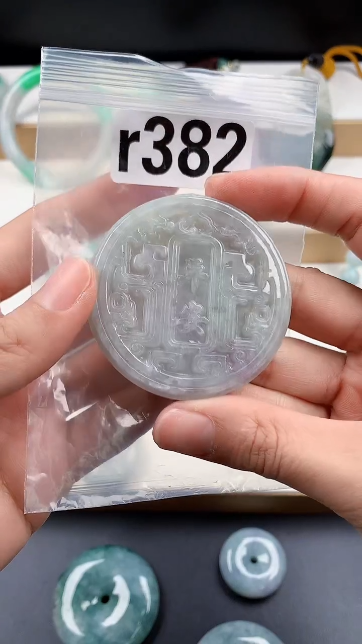 颈饰未镶嵌翡翠天然翡翠珠宝吊坠挂件
