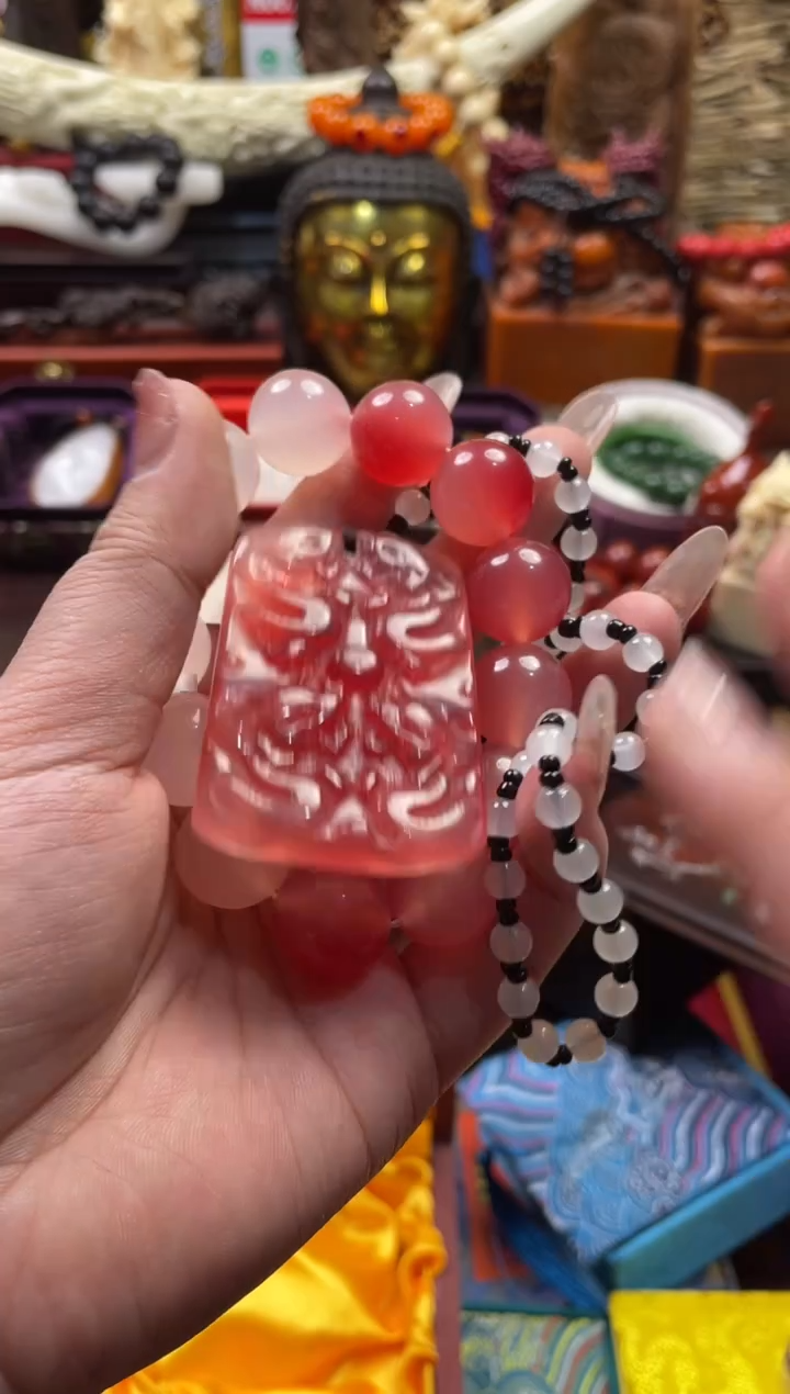 【闪购商品】一一一一一一白云一套