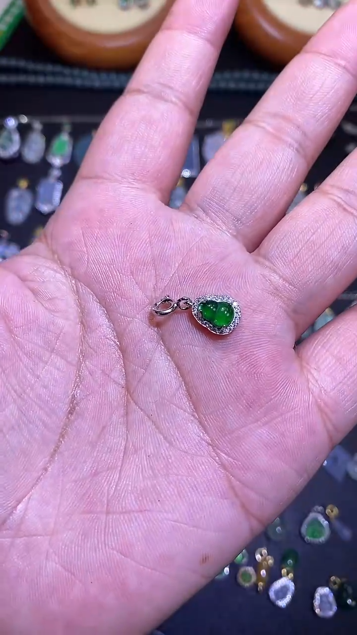 【闪购商品】翡翠吊坠(不含链)银S925镶嵌1