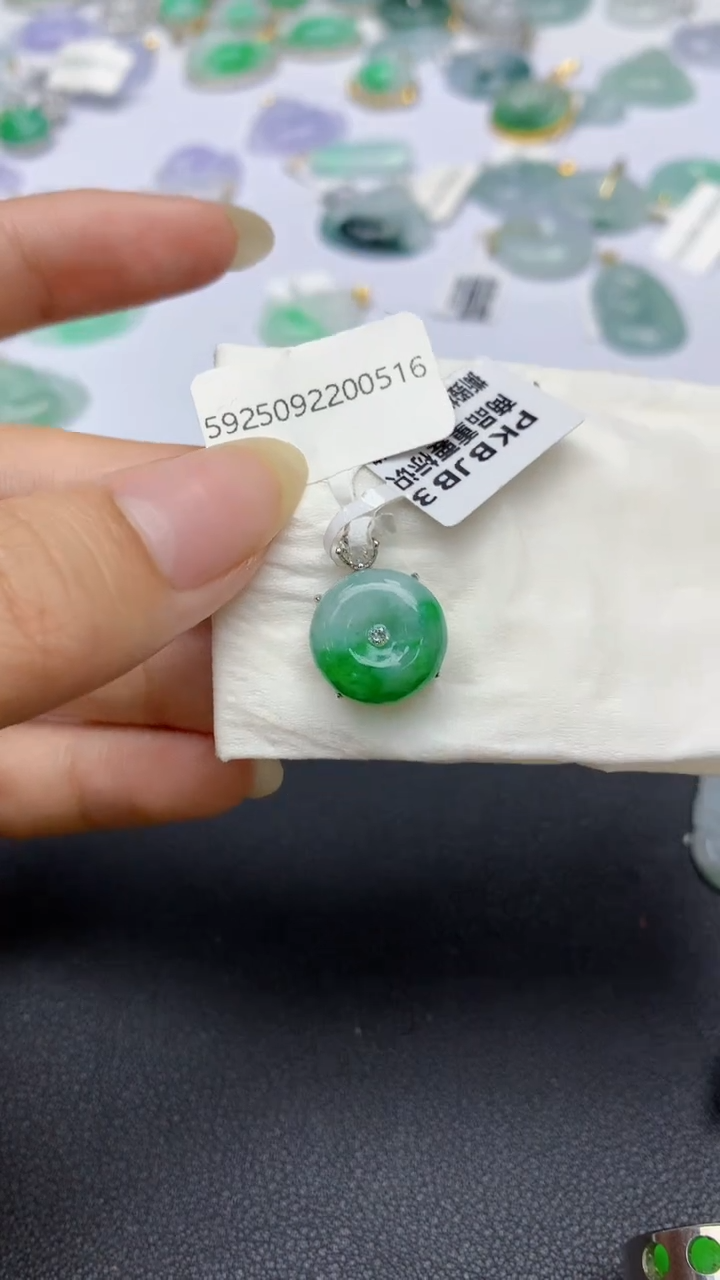颈饰银S925镶嵌翡翠天然缅甸a货翡翠百元以上9元证书费自理
