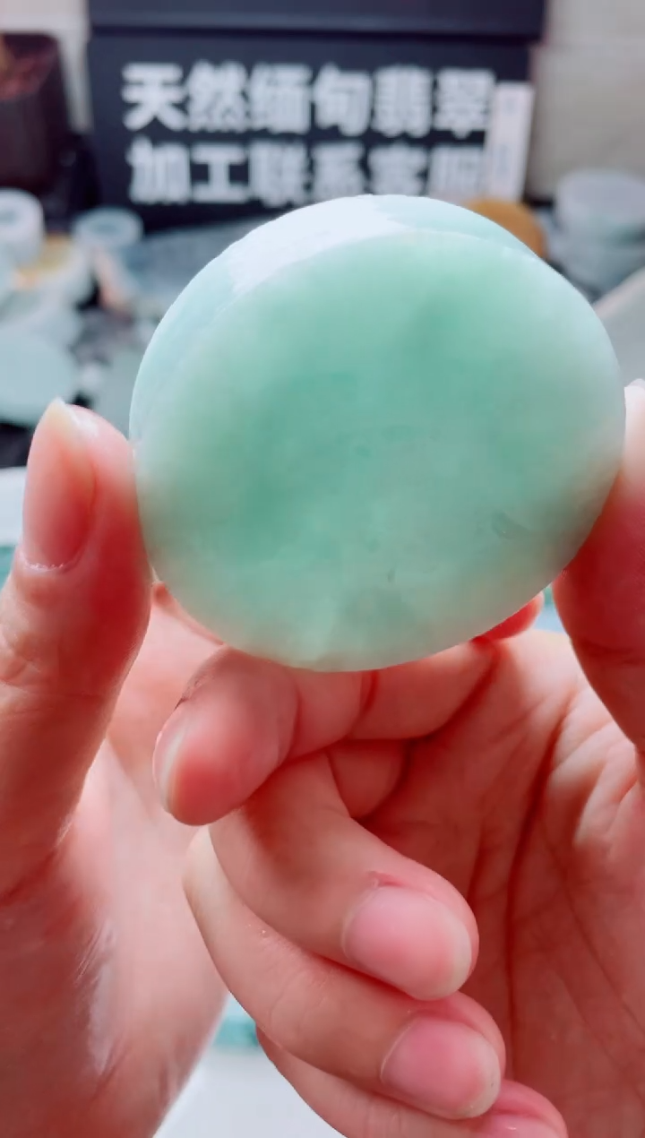 翡翠未镶嵌颈饰4703......